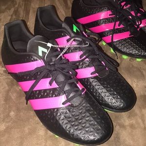 Men's Adidas soccer cleats